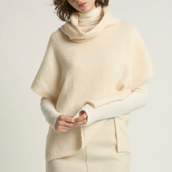 Look By M Jackets & Blazers - Look by M Merino Wool Funnelneck Flowy Blouse Women’s Cream/Ivory Classic Winter